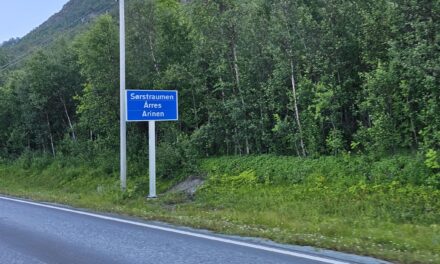 Nye skilt på plass i Kvænangen