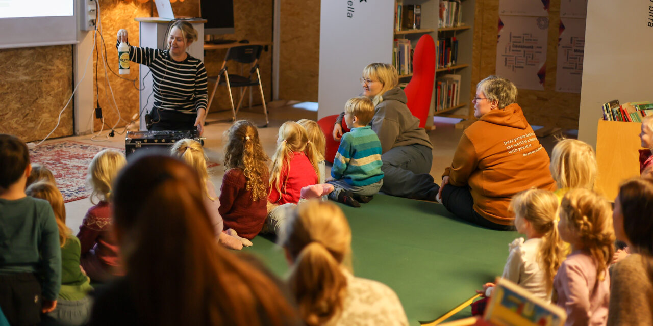 Superskøy å delta på kvensk eventyrstund