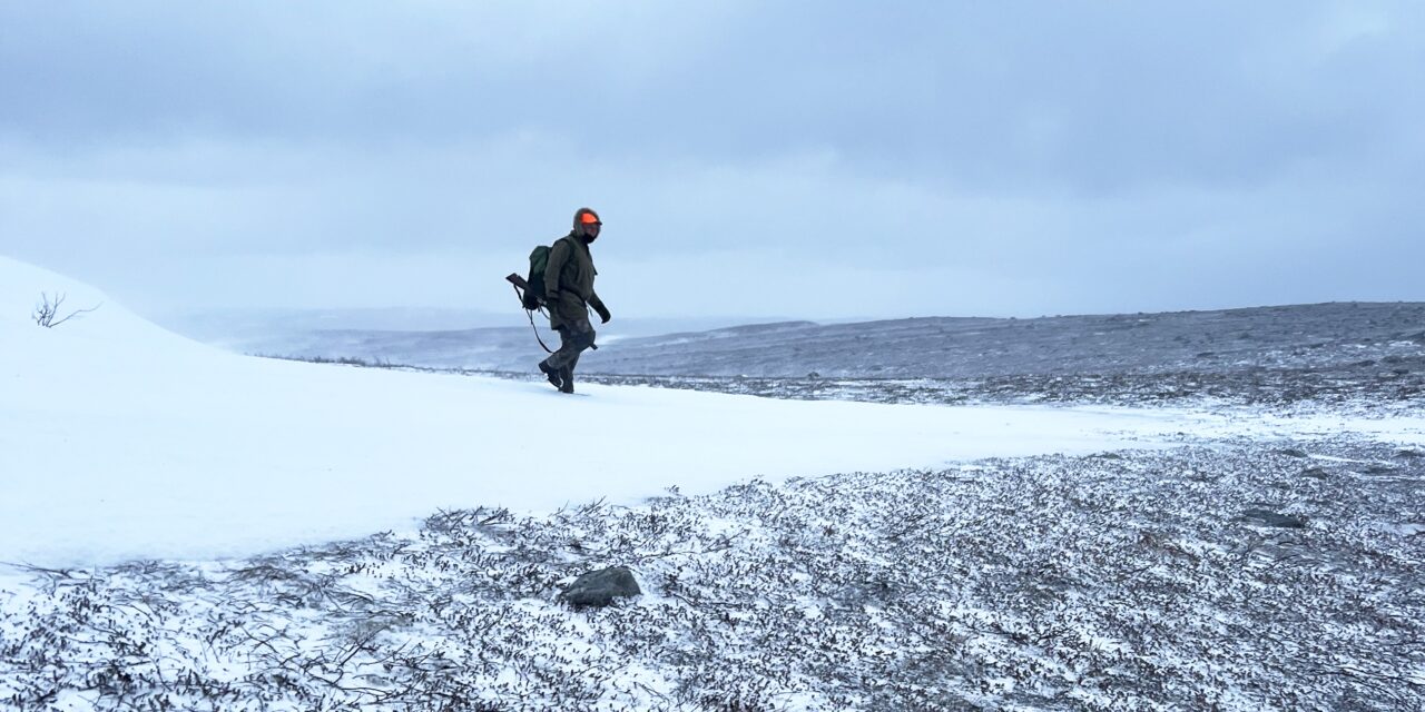 Førjulsjeger i nord • Joulunalusaian jääkäri pohjasessa